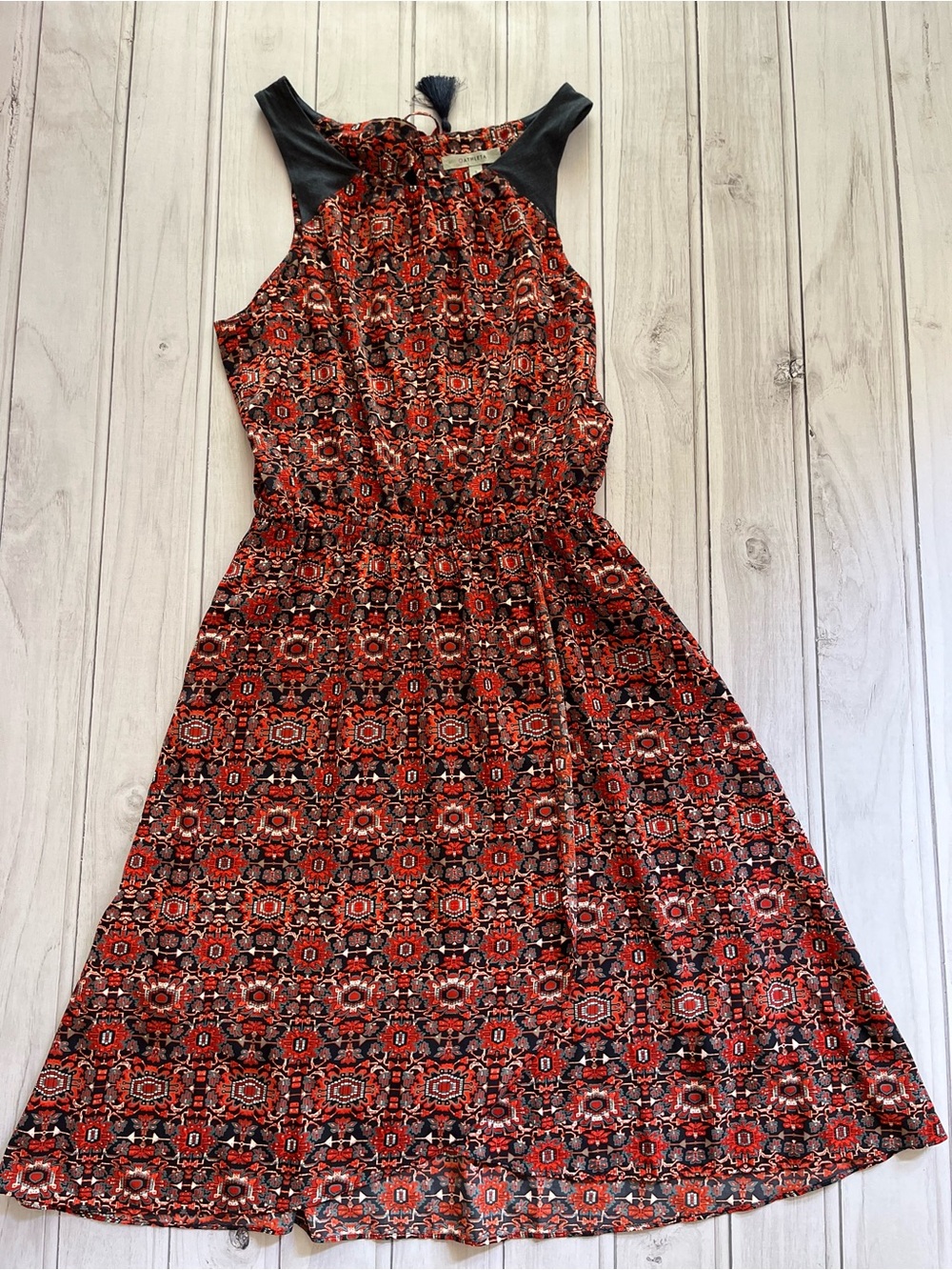 Women’s Athleta printed Martinique red blue faux wrap keyhole tie back. Small - Picture 5 of 16